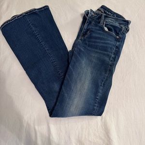 American Eagle Skinny Kick Jeans